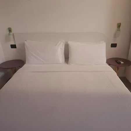 Casa de hóspedes Carafa - - Ii 4*