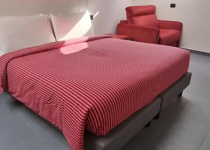 Carafa Suite - Plus - Plus II 3* Naples