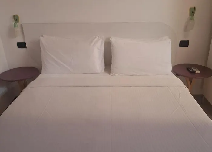 Affittacamere Carafa Suite - Plus - Plus II 3*